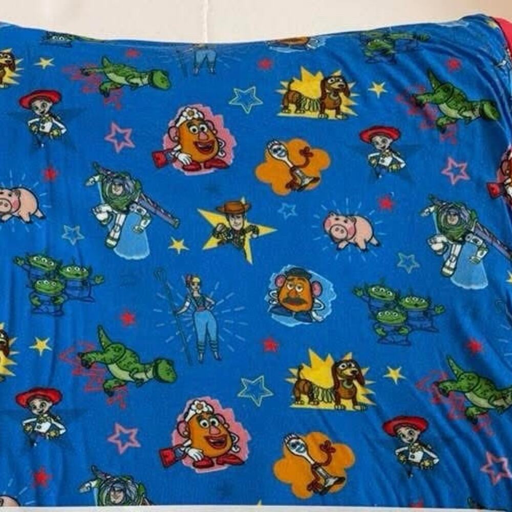 Posh Peanut Toy Story OG Luxe Patoo Blanket
GUC for some very light wash wear